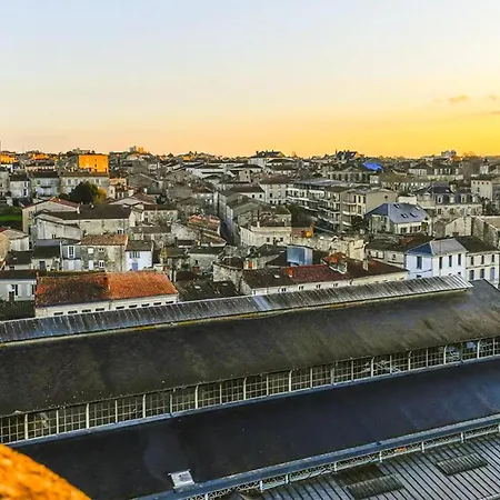 2 Bedroom Cozy In Prázdninový dům