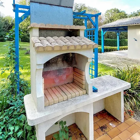 2 Bedroom Cozy In Prázdninový dům *