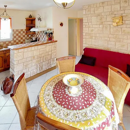 2 Bedroom Stunning In Сasa de vacaciones *